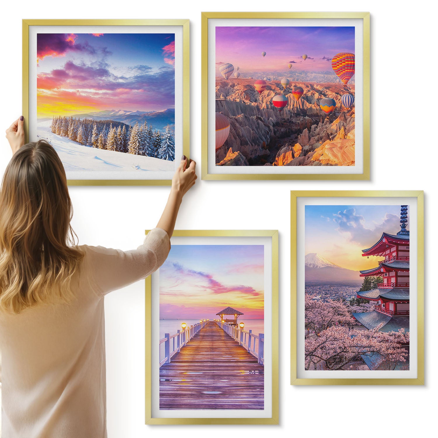 Galeria ścienna 4-częściowy komplet obrazów w złotych ramach - Romantyczne krajobrazy z malowniczym niebem - ArtPrintCave
