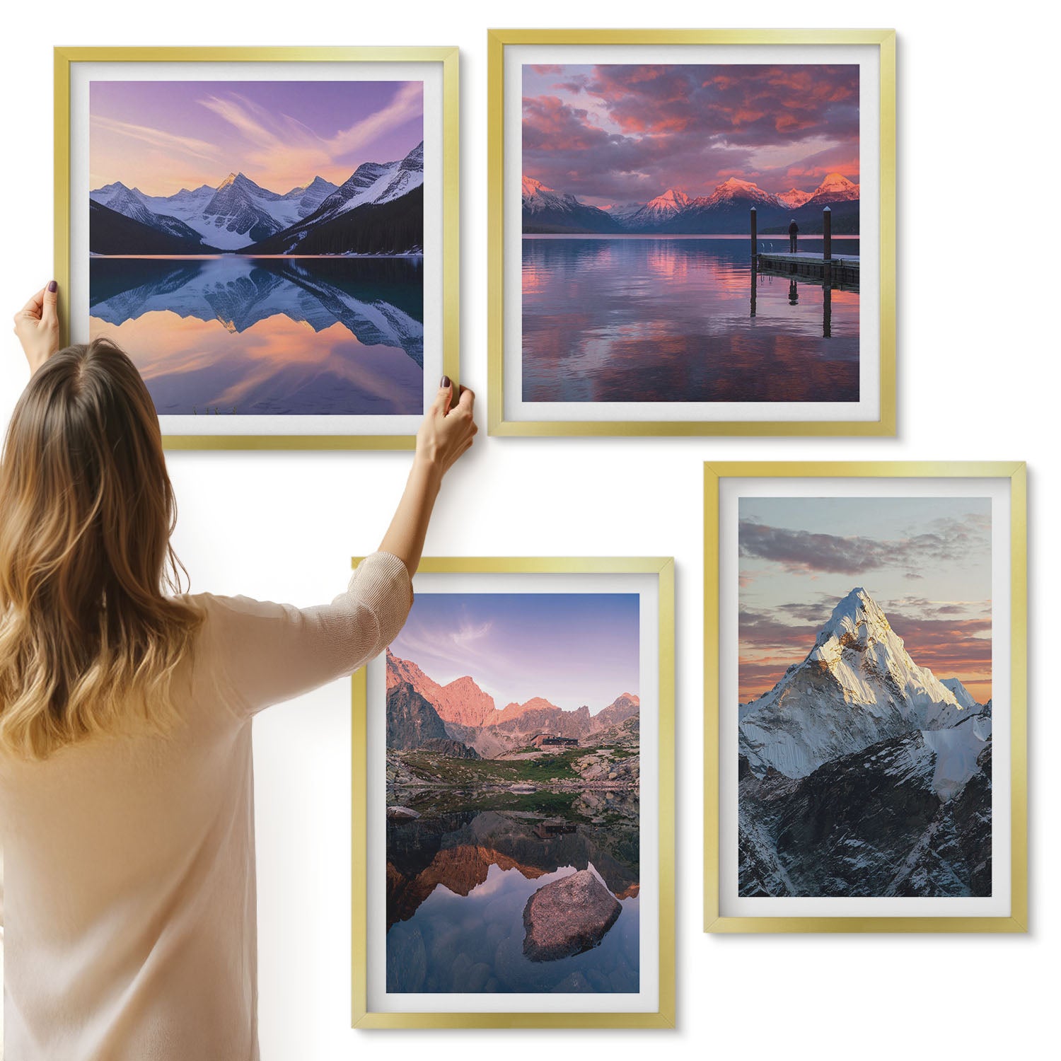 Galeria ścienna 4-częściowy komplet obrazów w złotych ramach - Górskie krajobrazy z wodą i skałami w tle - ArtPrintCave