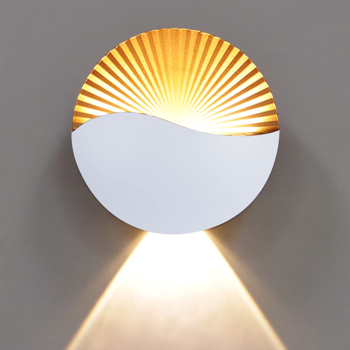 Lampa ścienna LED 12 W, nowoczesny i kreatywny design, aluminium, wodoodporność IP65, idealna do sypialni, ciepłe światło