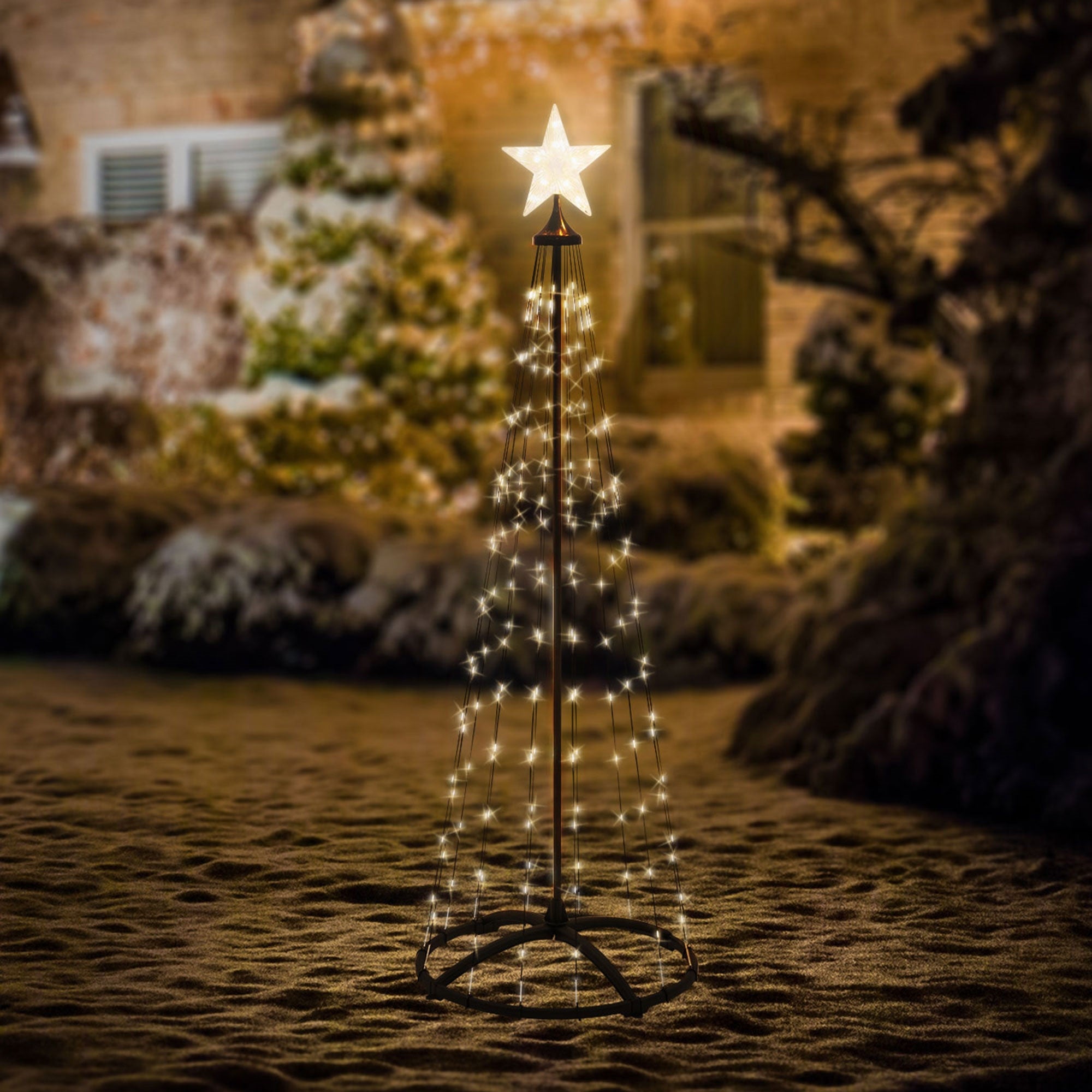ECD Germany choinka LED zewnetrzna 210 cm 370 LED cieple biale sciemnialna z pilotem timerem 9 trybów metalowa piramida swietlna dekoracyjny lancuch