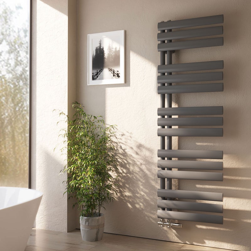 EMKE Grzejnik Łazienkowy 510W, 143x40 cm, 5,3 bar, do 5 m² – Antracytowy