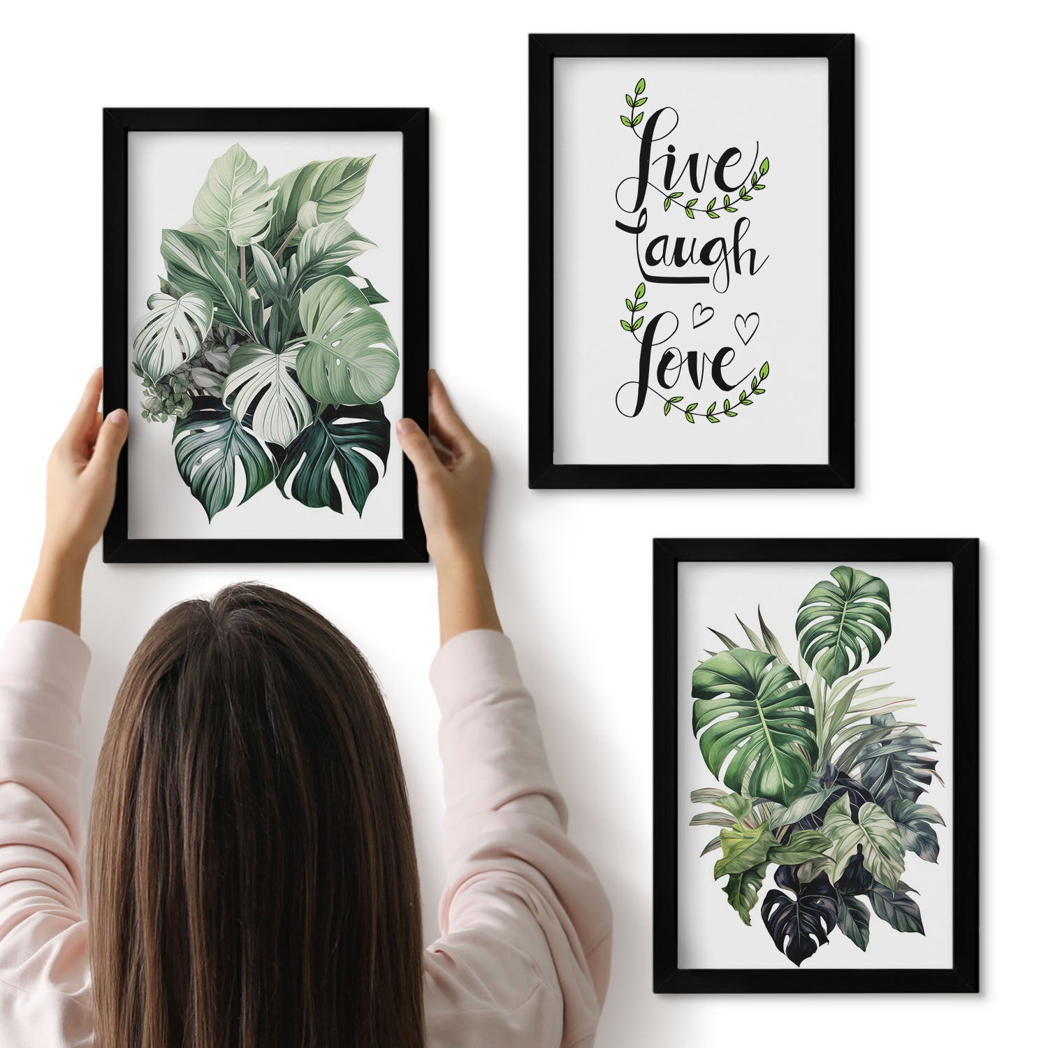 Galeria ścienna 3-częściowy komplet obrazów w czarnych ramach - Rośliny liściaste z napisem żyj śmiej się kochaj - ArtPrintCave