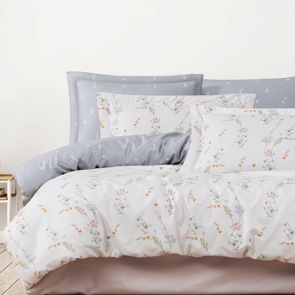 Pościel satyna bawełniana 160x200 Luxury Premium Perimelis biało szara w delikatne kwiatki - Darymex