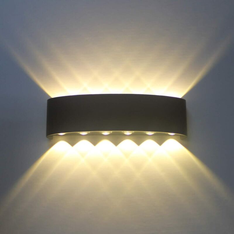 Kinkiet wewnętrzny LED 10 W, obudowa z czarnego aluminium – nadaje się do salonów, sypialni i korytarzy – ciepłe, białe światło