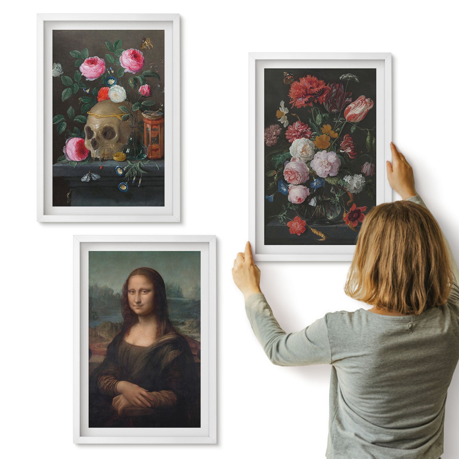 Galeria ścienna 3-częściowy komplet obrazów w białych ramach - Vintage kwiaty czaszka i portret Mona Lisy Leonardo da Vinci - ArtPrintCave