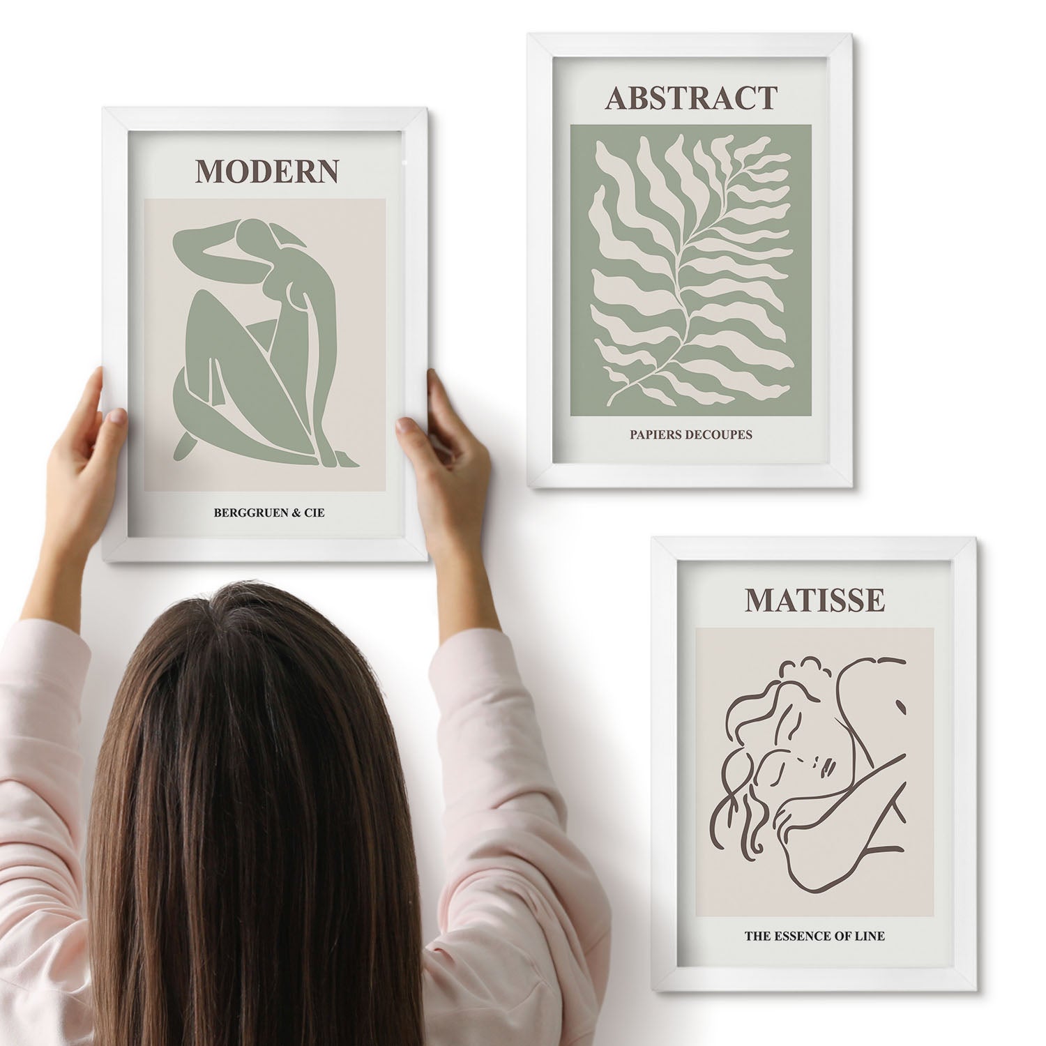 Galeria ścienna 3-częściowy komplet obrazów w białych ramach - Stylowe obrazy w odcieniach zieleni z postaciami i liśćmi - ArtPrintCave