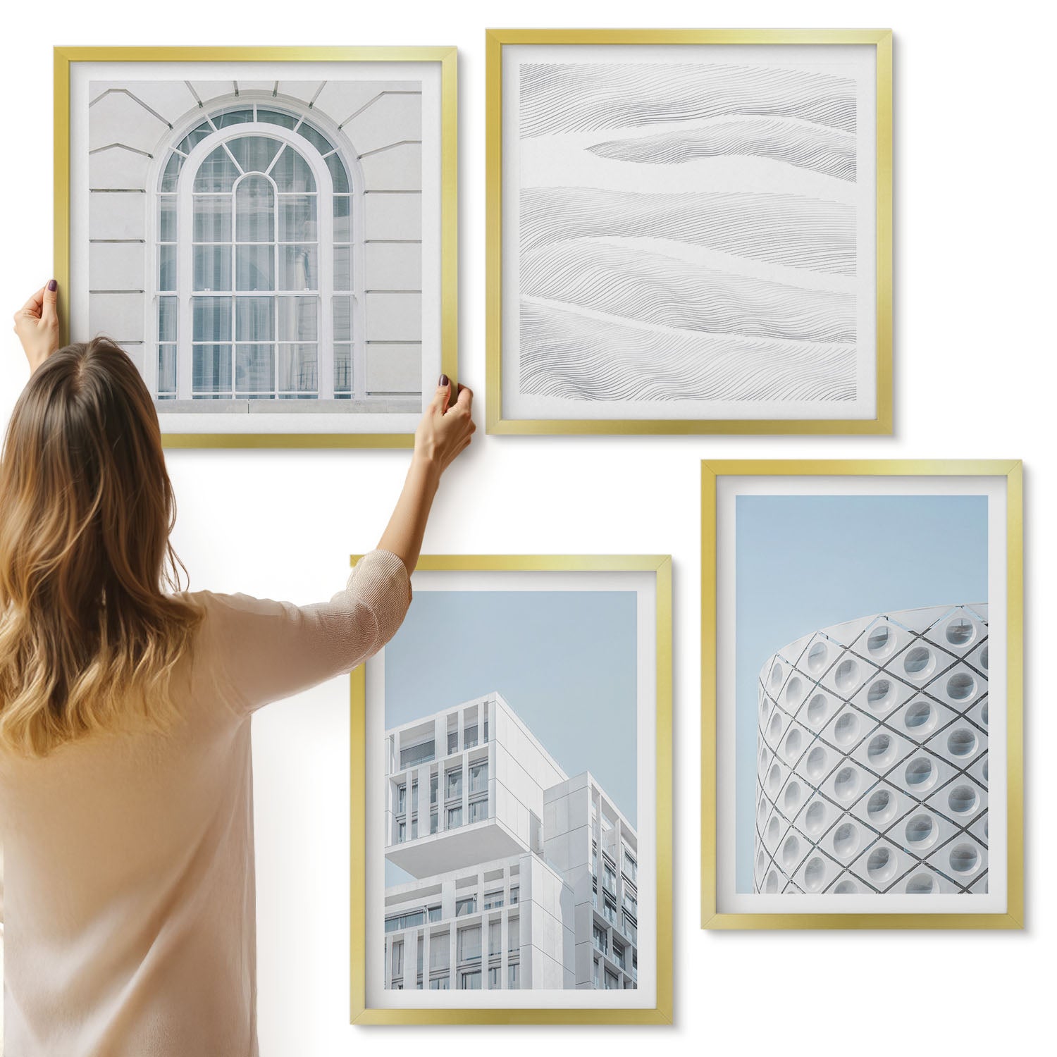 Galeria ścienna 4-częściowy komplet obrazów w złotych ramach - Nowoczesna architektura minimalizm i geometria - ArtPrintCave