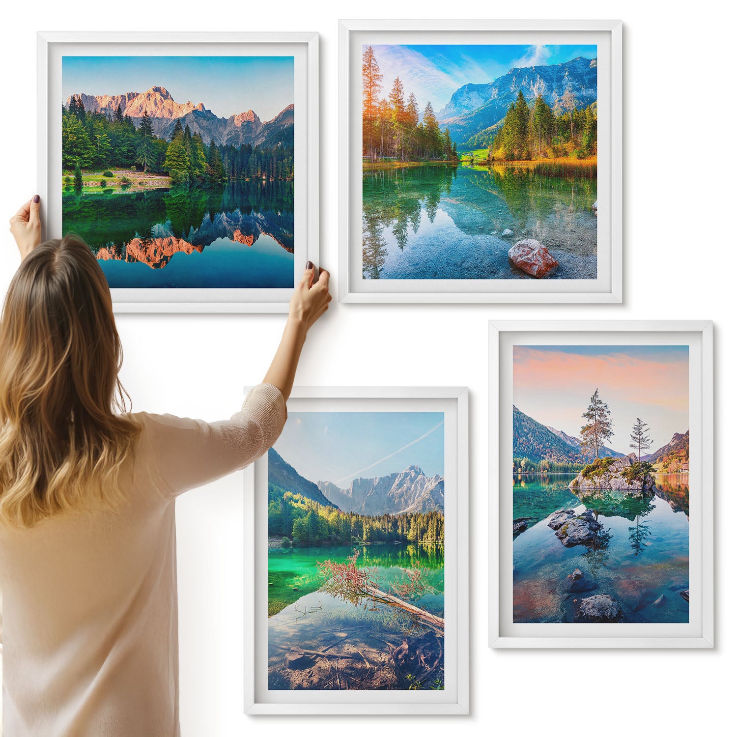Galeria ścienna 4-częściowy komplet obrazów w białych ramach - Górskie jeziora z wodą i otaczającą naturą pejzaże - ArtPrintCave