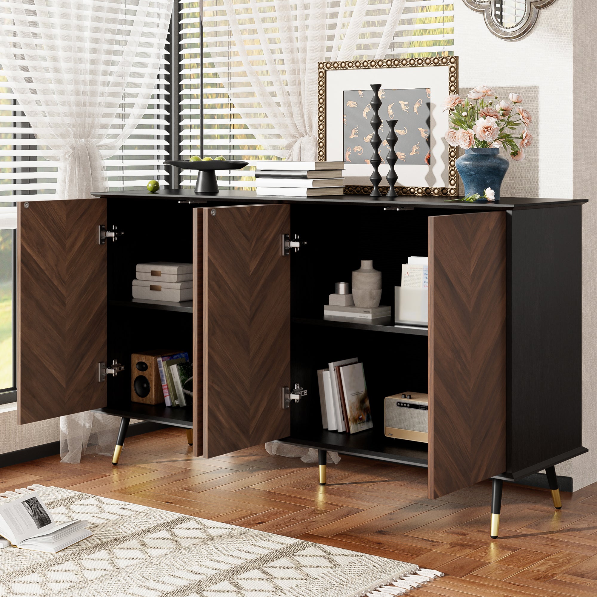 Nowoczesna komoda 140x40x80 cm - 4 drzwi i regulowane półki - Nogi metalowe - MDF - Brązowa