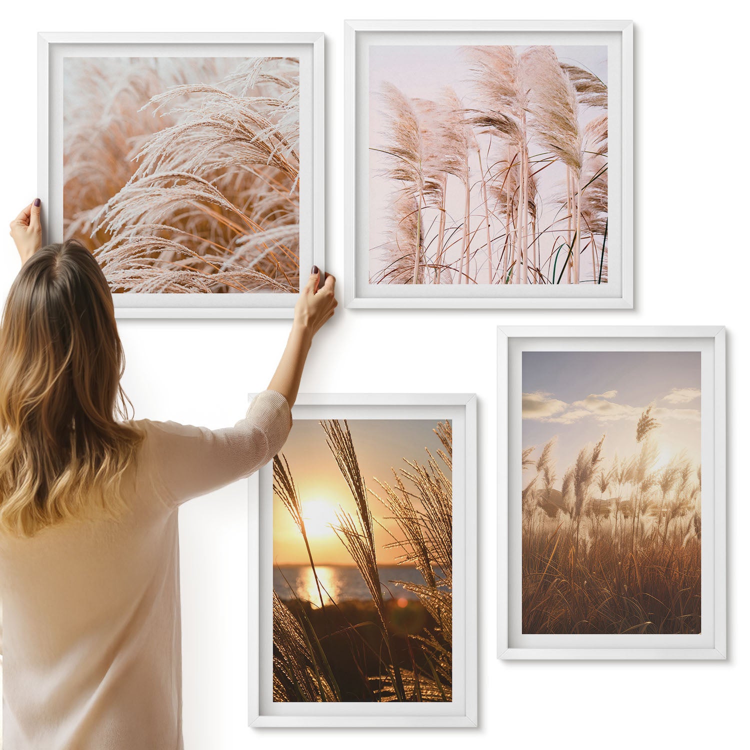 Galeria ścienna 4-częściowy komplet obrazów w białych ramach - Delikatne trawy boho pola o zachodzie słońca - ArtPrintCave