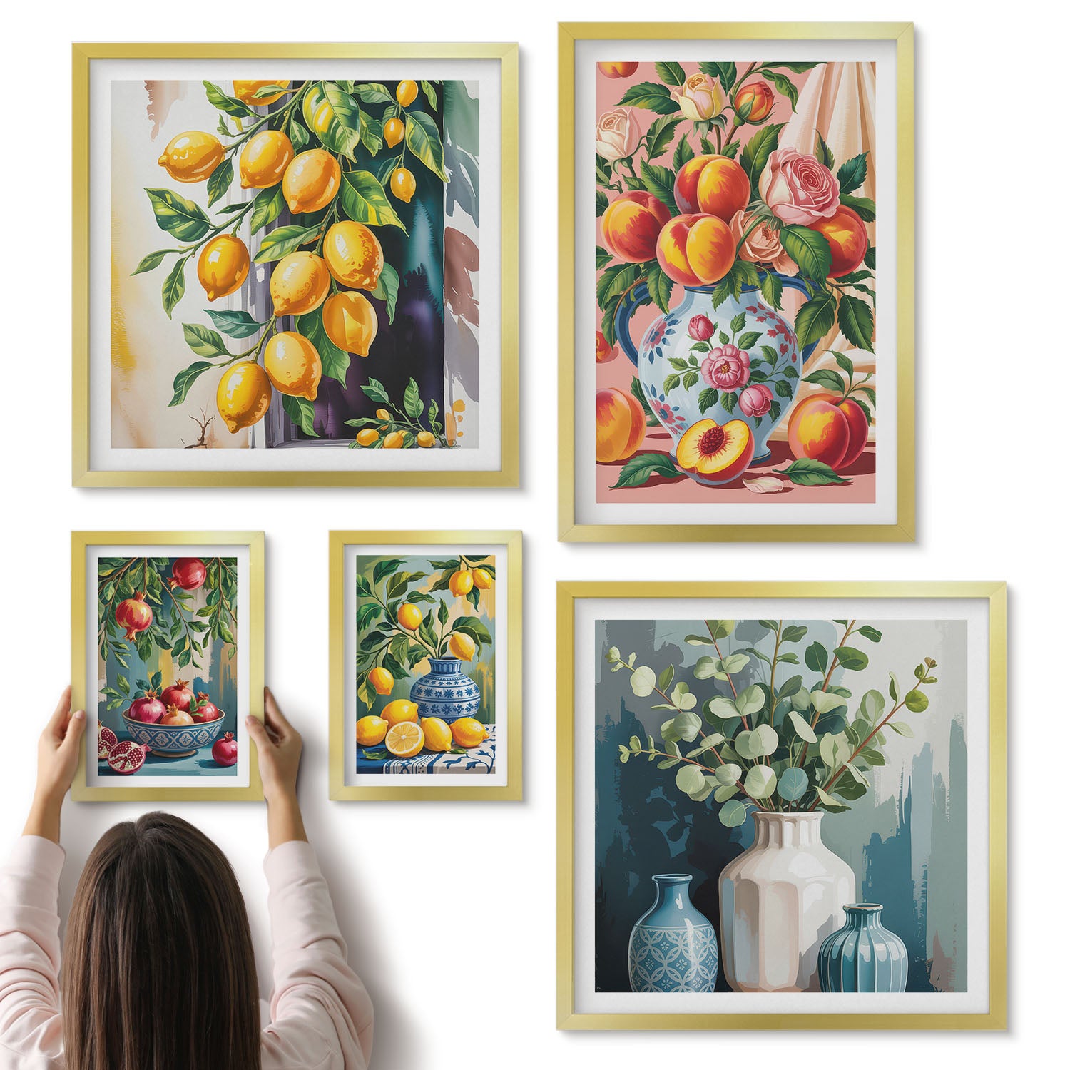 Galeria ścienna 5-częściowy komplet obrazów w złotych ramach - Owocowe kompozycje z kwiatami i naczyniami ceramicznymi - ArtPrintCave